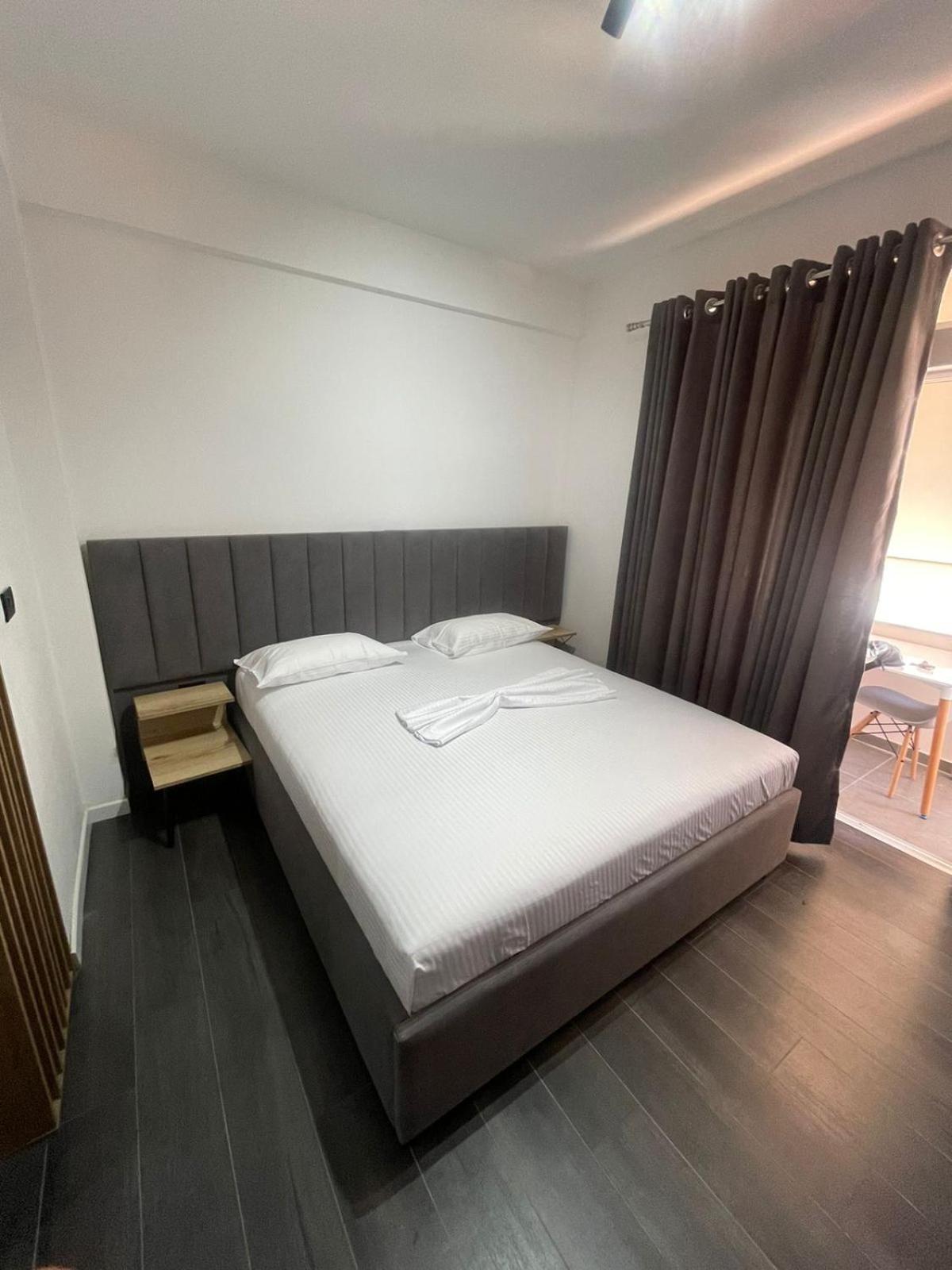 Aries Apartments Σαράντα Εξωτερικό φωτογραφία
