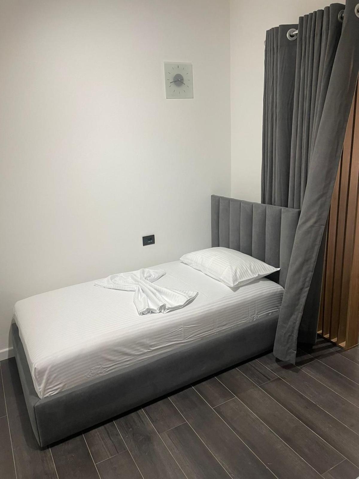 Aries Apartments Σαράντα Εξωτερικό φωτογραφία