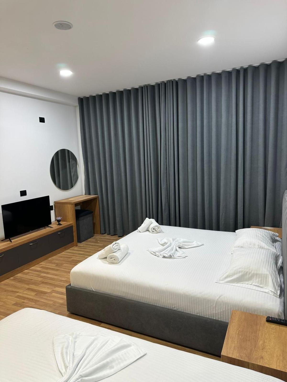 Aries Apartments Σαράντα Εξωτερικό φωτογραφία